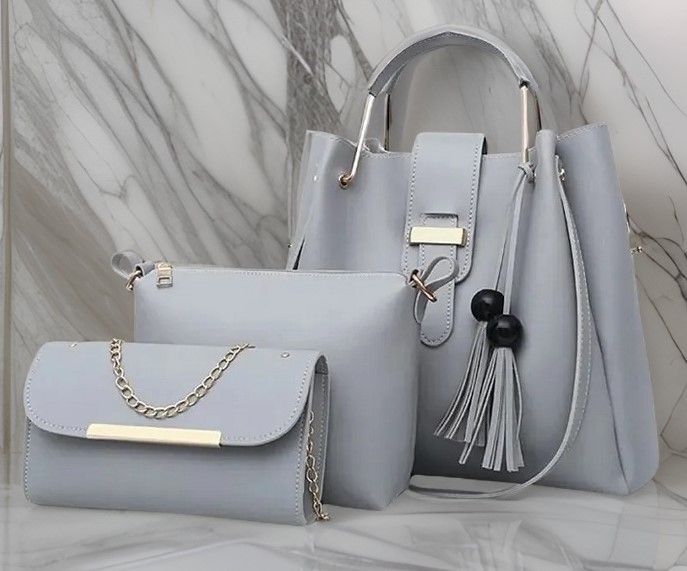 Elegant 3-Piece Light Grey Women’s Handbag Set